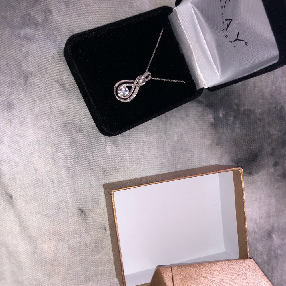Kay Jewelers Diamond Necklace